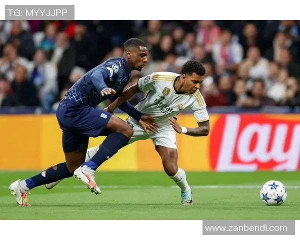 足球磅数揭秘:如何选择适合你的足球以提升比赛表现和技巧